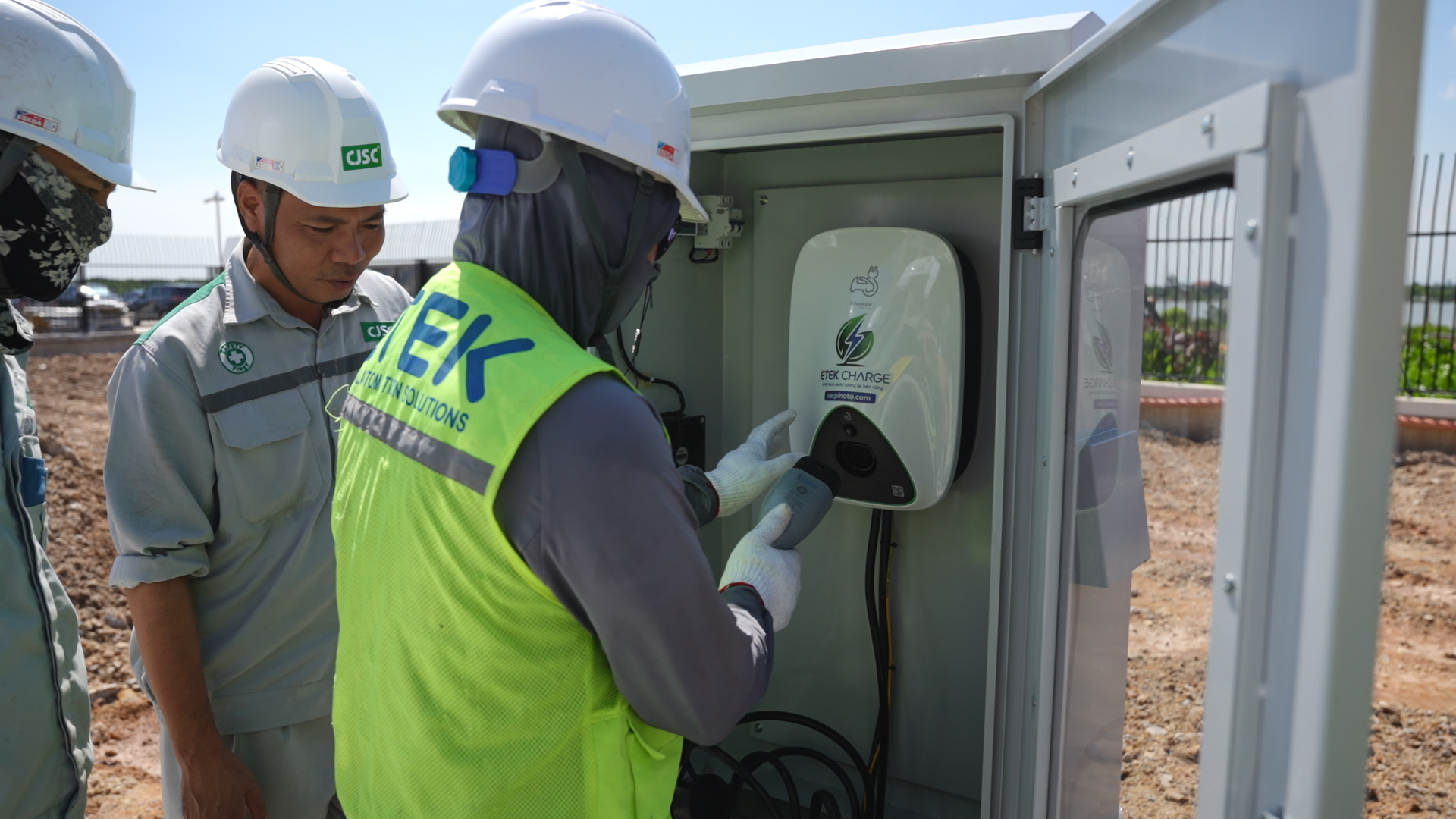 trạm sạc ô tô điện etek charge